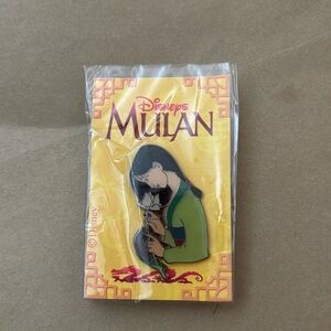 Mulan Disney pin NWT
